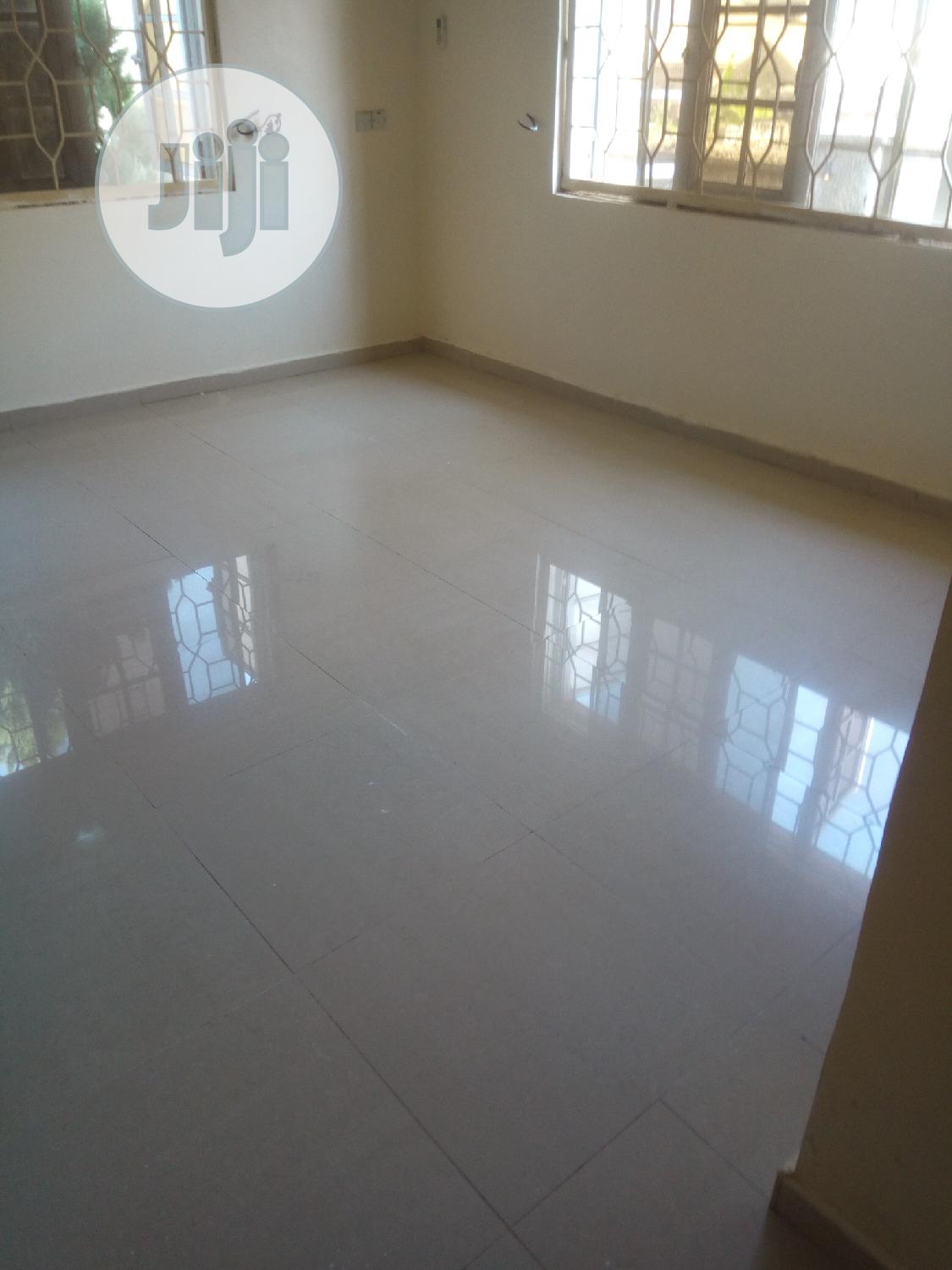 Professional Cleaning and Fumigation Service
