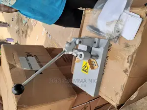 Round Corner Cutting Machine