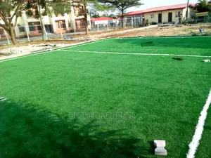 Fake Synthetic Grass For Mini Football Pitch Installation