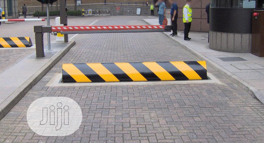 Stanchion Queue Barrier Installation By Teso Tech