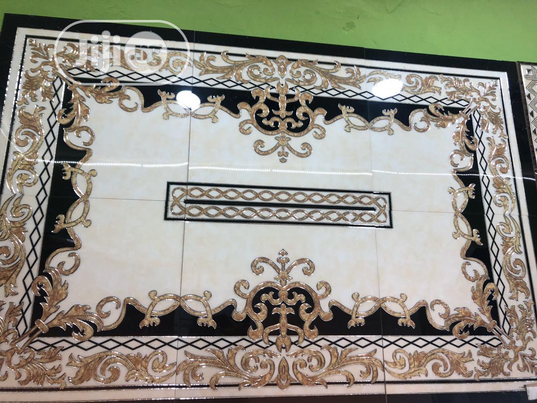 Center Deco Tiles
