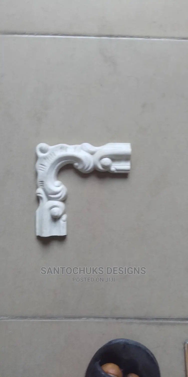 Plastic Cornice Corners Medallions And Panel Moulds(2)