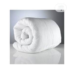 Quality Pure White Duvet,Bedsheet With 4 Pillow Cases