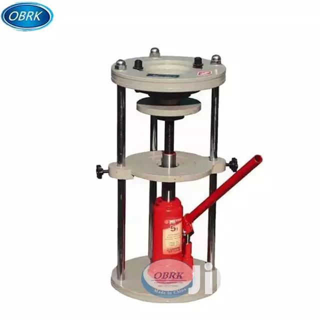 Soil Sample Extruder