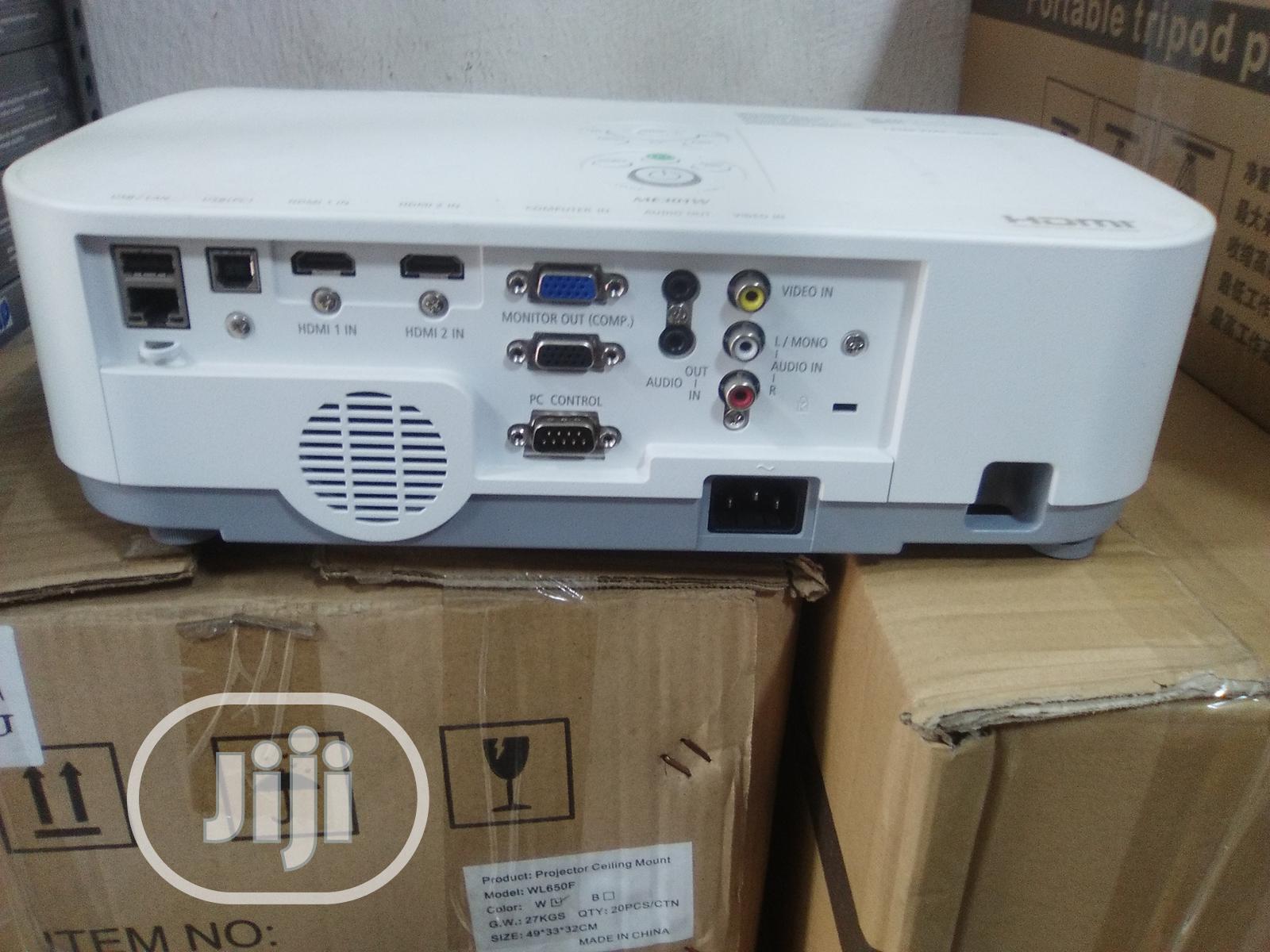 Nec Projector