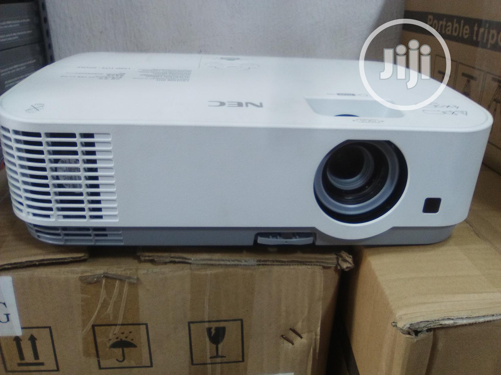 Nec Projector