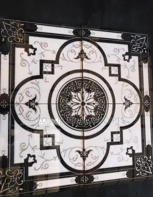 Center Tile
