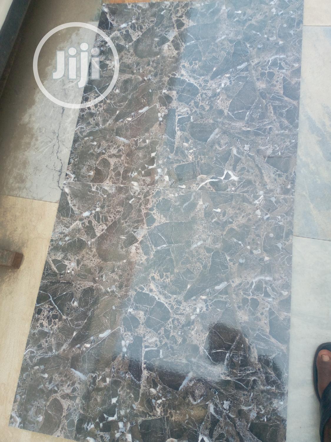 60*60 Floor And Wall