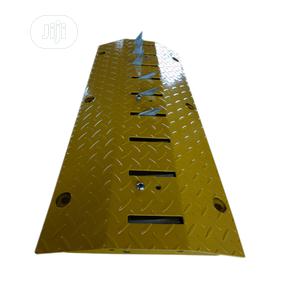 Three Meter Tyer Killer Spike Green