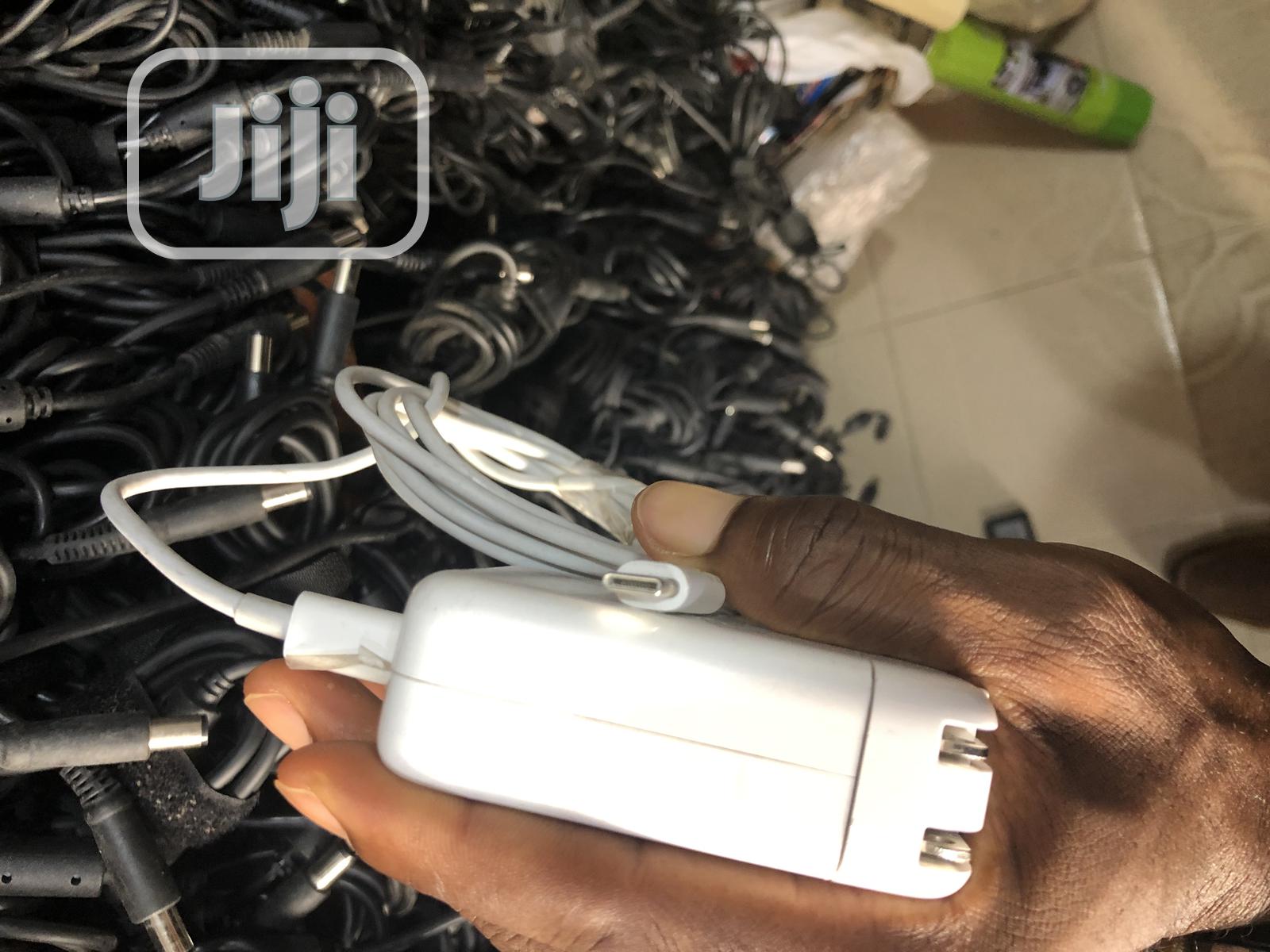 87watt Type C Charger Follow Come