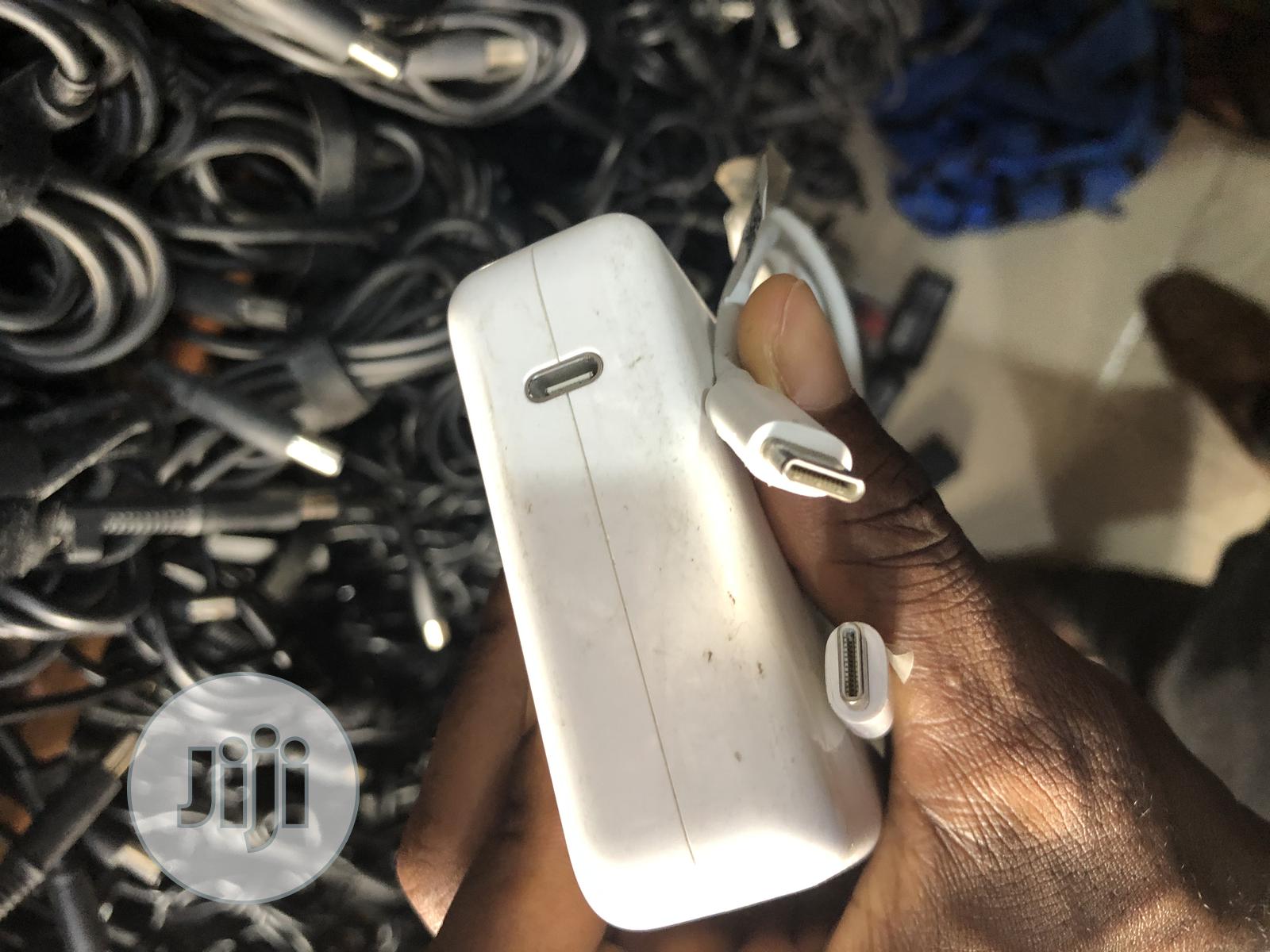 87watt Type C Charger Follow Come