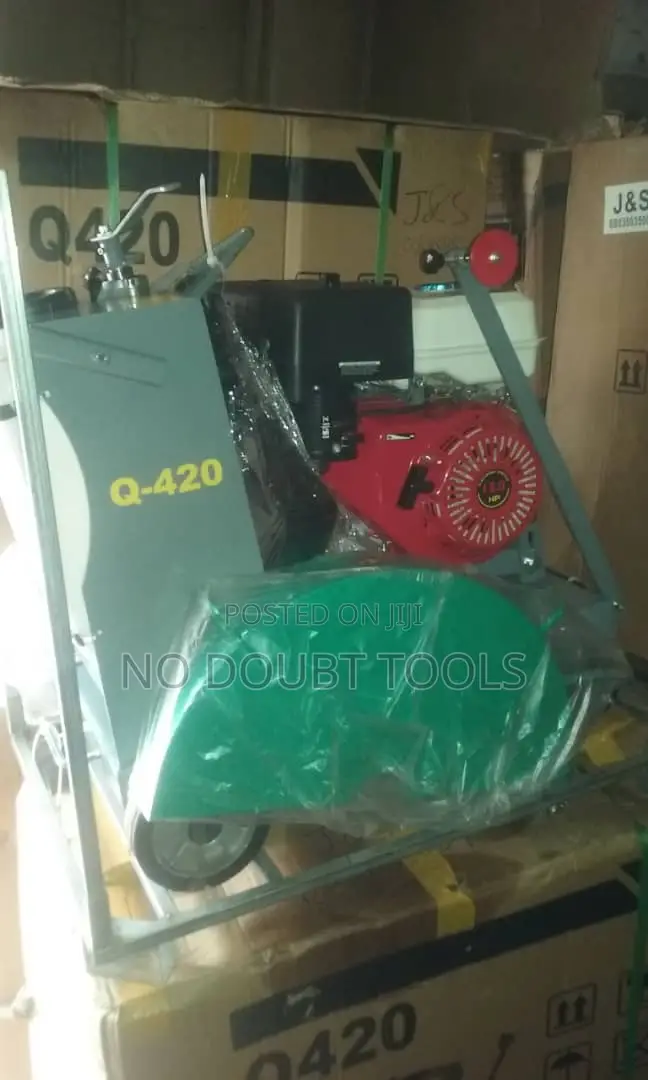 Concrete Cutting Machine