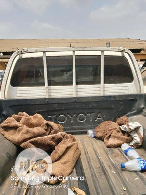 Toyota Hilux Back Protector Cover