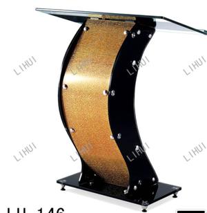 Golden/Black Pulpit
