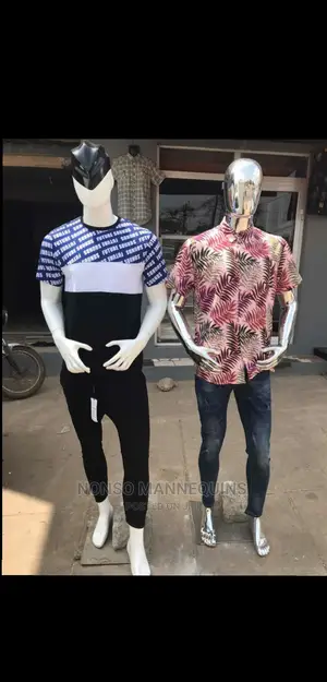 Mannequins Display