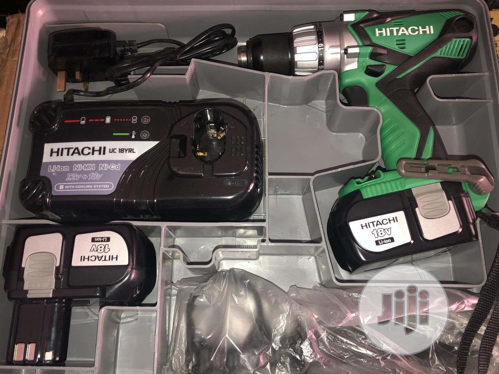 Hitachi Cordless Drilling Machine 18vts With Two Batteries