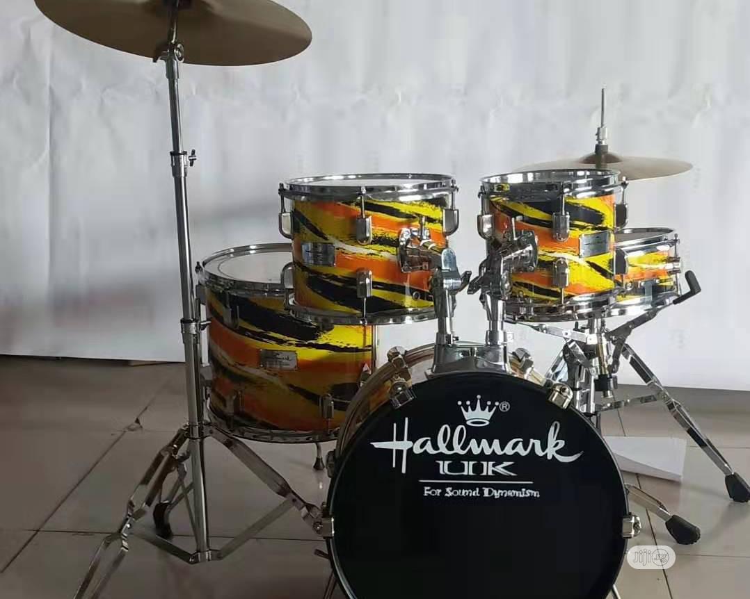 Hallmark-Uk Drum Set