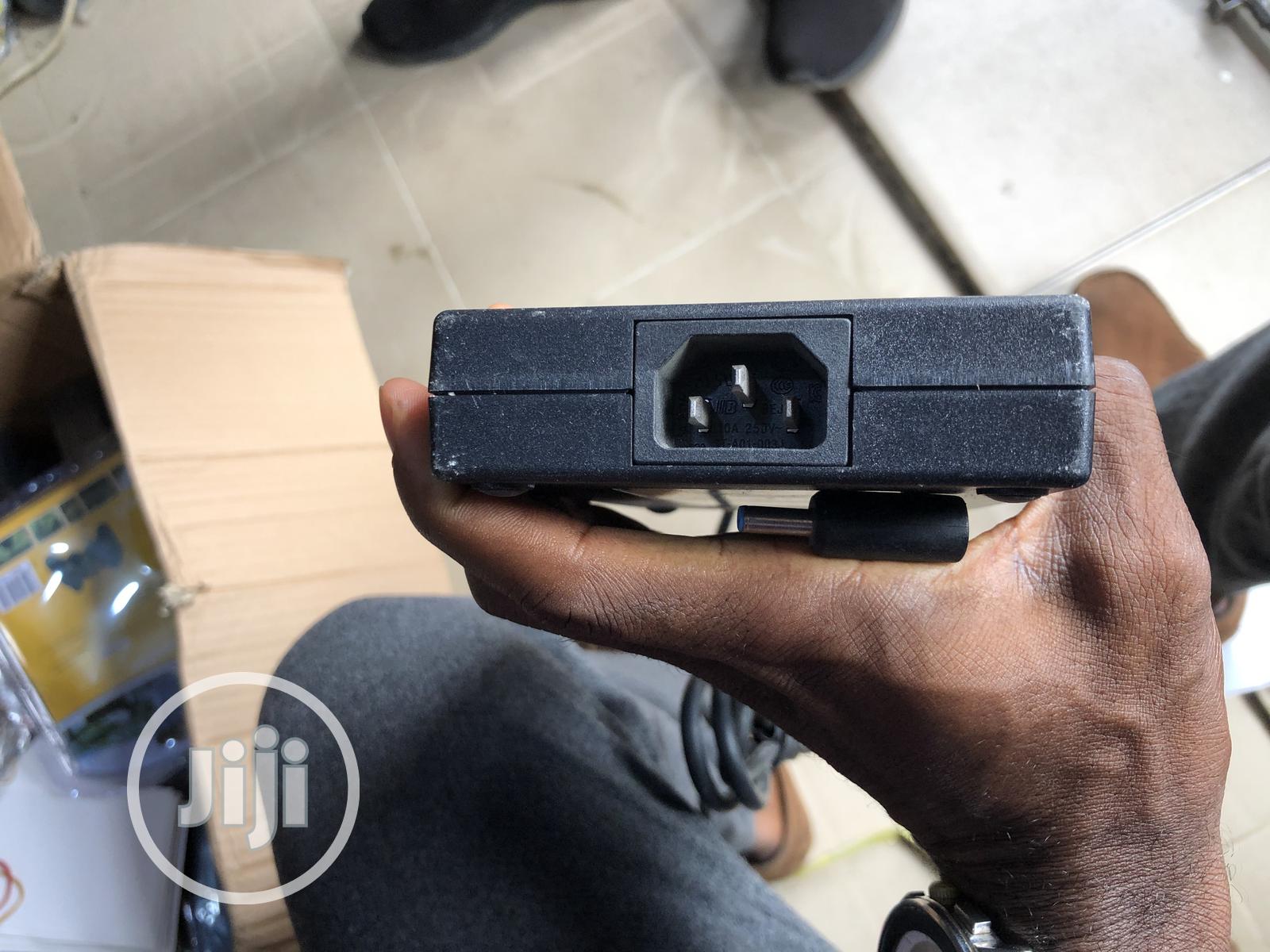 Follow Come Hp Charger 200watt