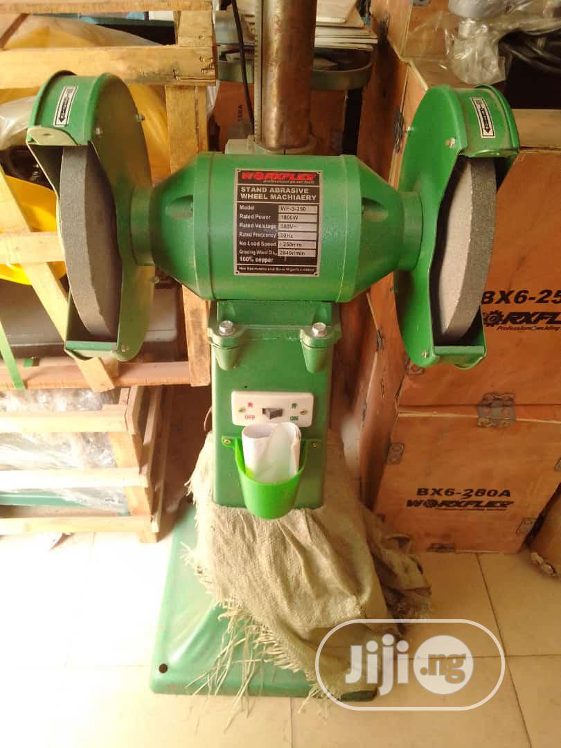Pedestal Grinder