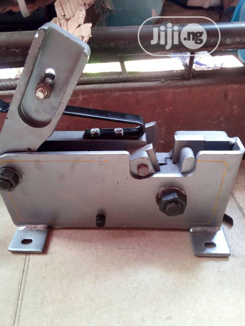 Rod Cutter 28mm Yellow Colour