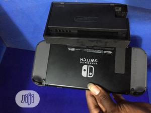Nintendo Switch + Dock