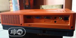 Sharp Sanyo Projector