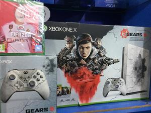 Xbox One X White Customized Bundle Package