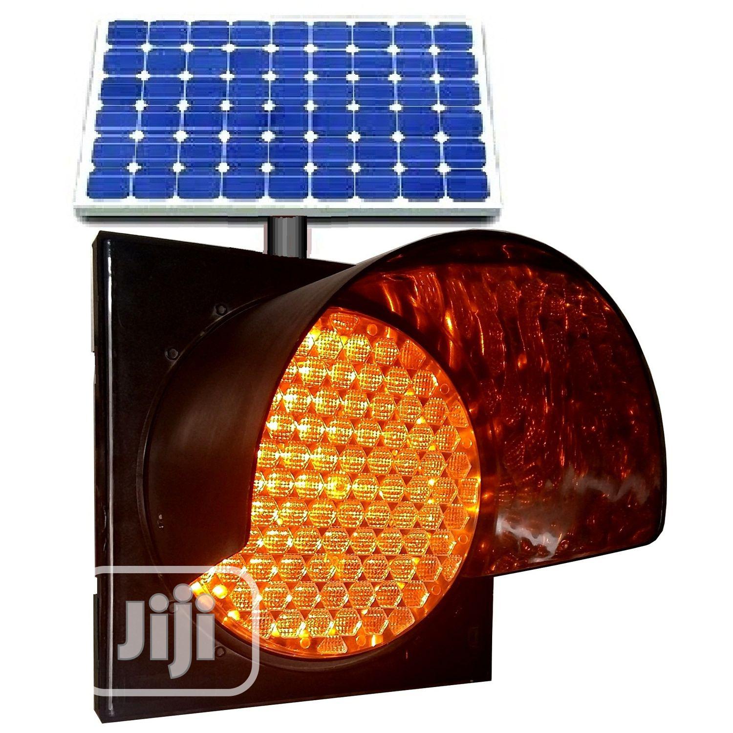 Solar Traffic Light