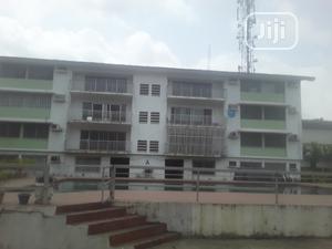 3bdrm Apartment in Ikeja Gra for rent
