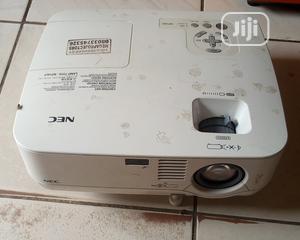Deal NEC Projector