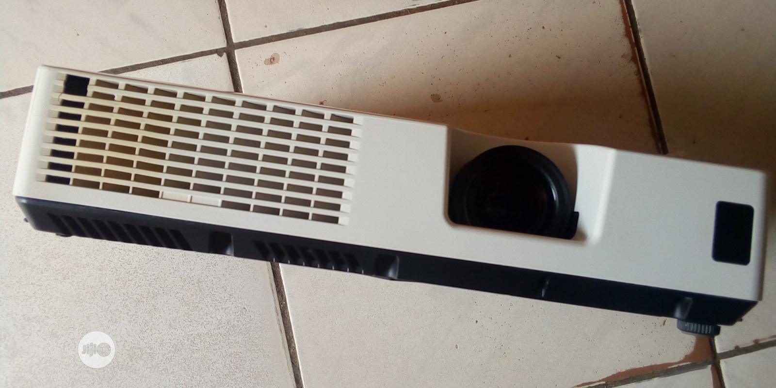 Bright Hitachi Projector