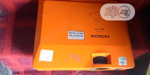 Hitachi Projector