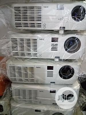 Amazing Nec Projector With Wide Image