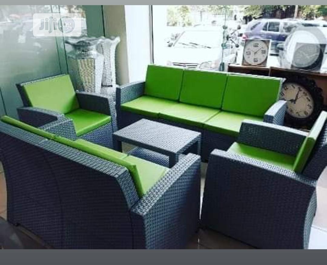 Plastic Waving Sofa