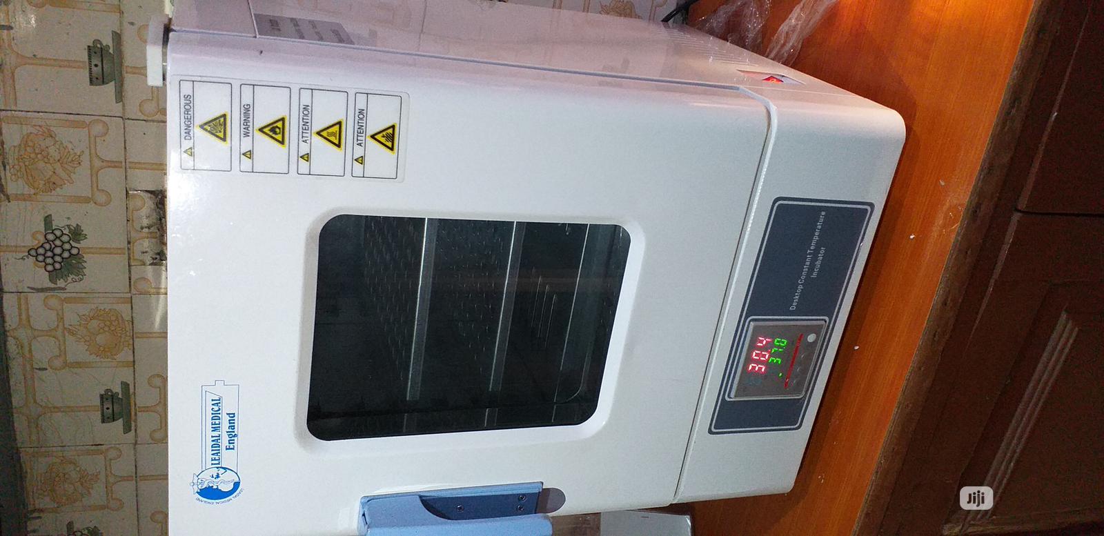 Lab Incubator