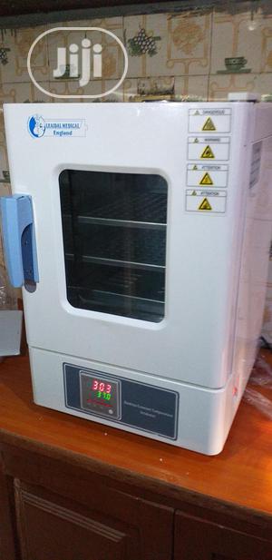 Lab Incubator