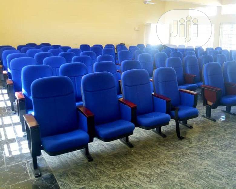 Auditorium/Hall Chairs (3 Sester)
