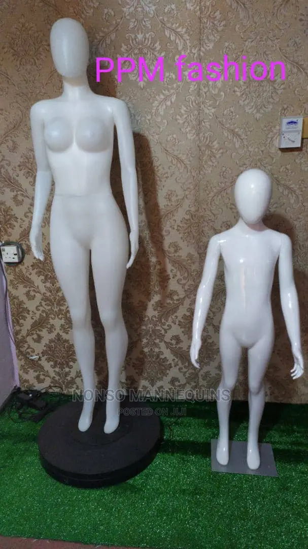 Faceless Plastic Mannequin
