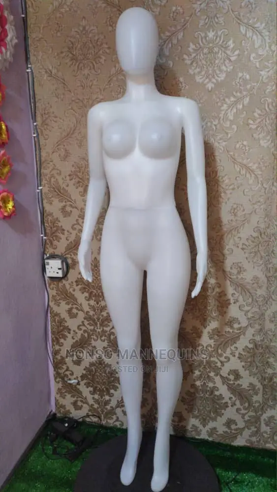 Faceless Plastic Mannequin