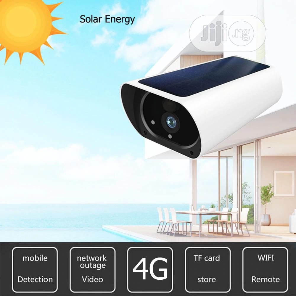 Solar Rechargeable Battery Powered 3G 4G SIM Card Camera