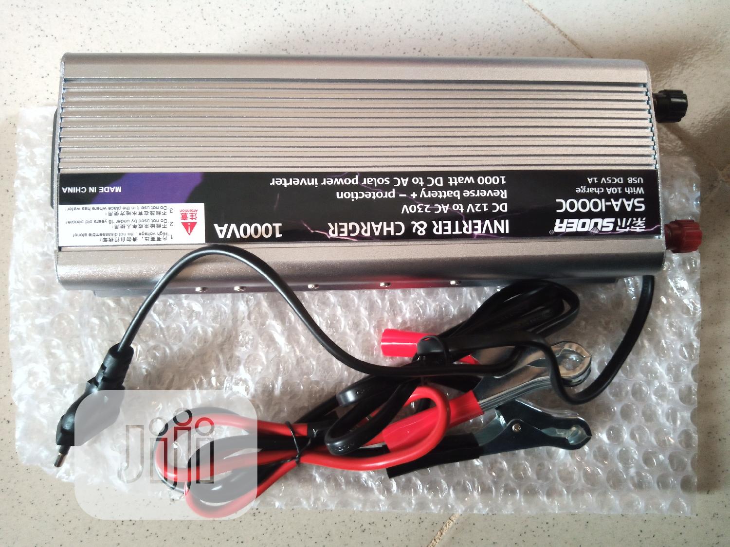 Suoer Inverter With Charger 1000va