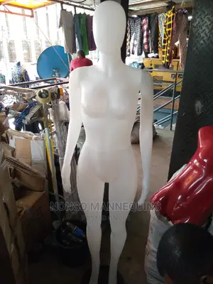 Female White Mannequin