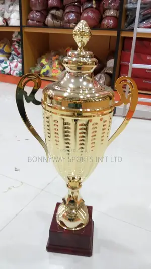 Italian Made Golding Trophy