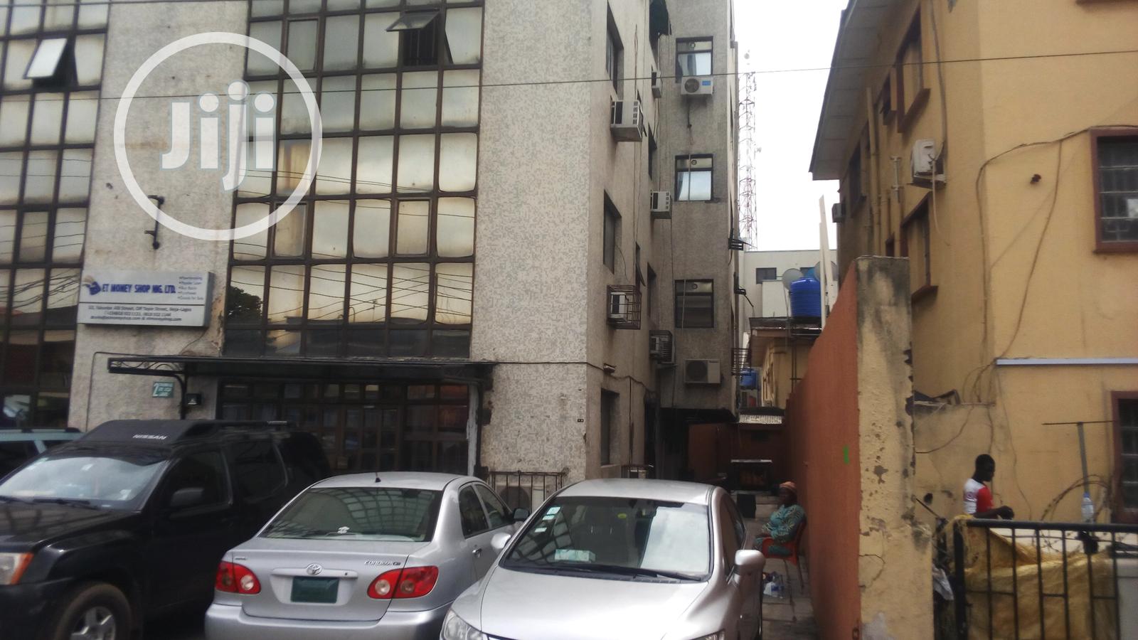 Executive 4 Storey Building for Sale