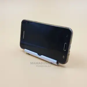 Universal Stand (Black)