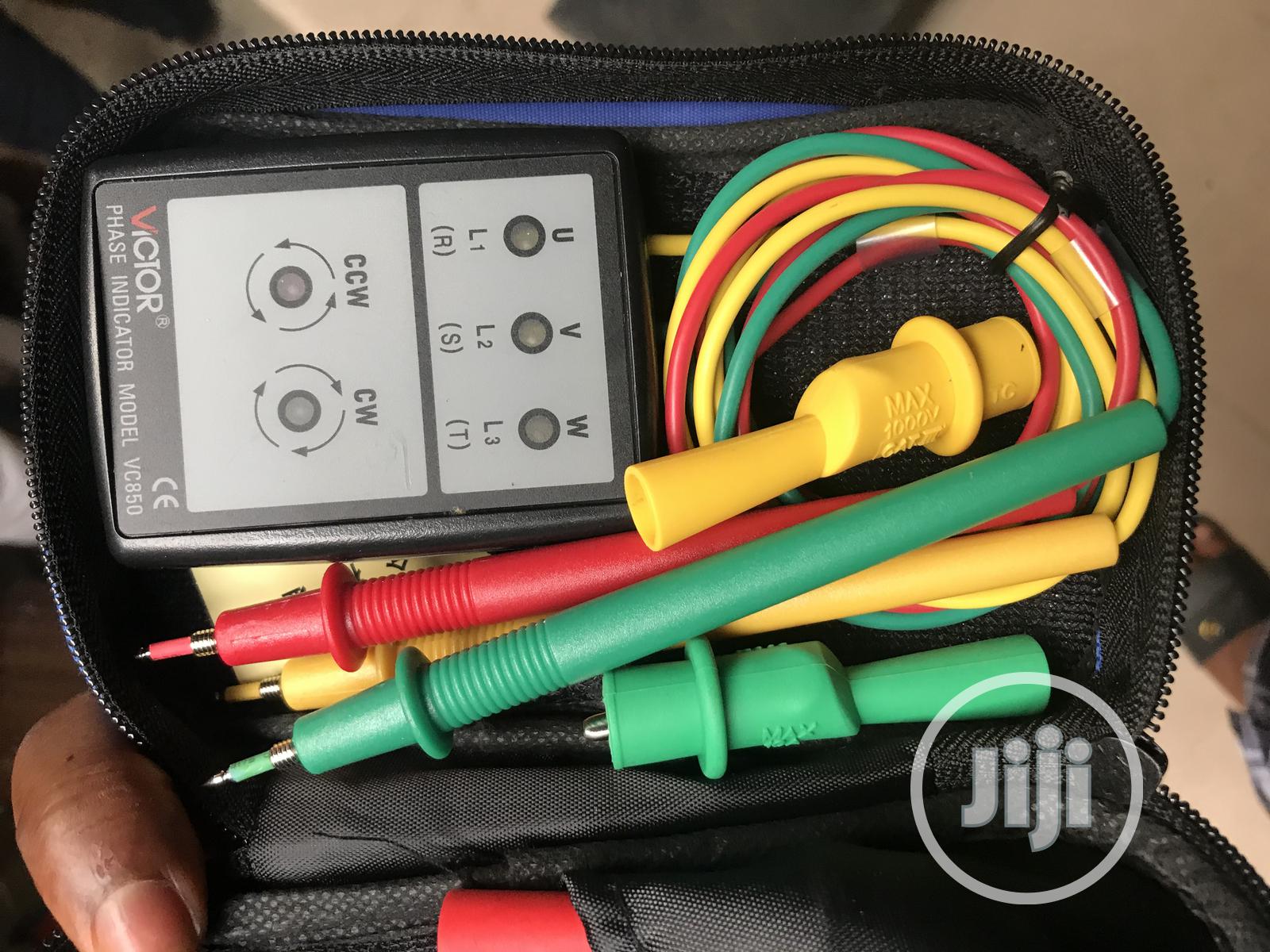 Electrical Phase Indicator