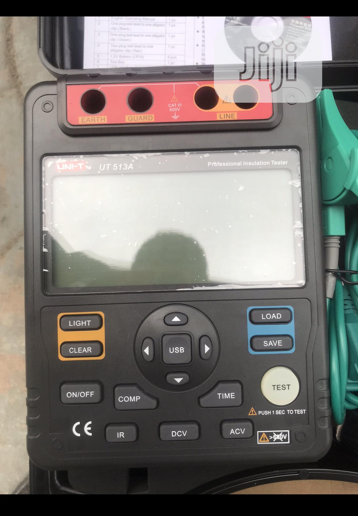 Professional Insulation Tester UT513A