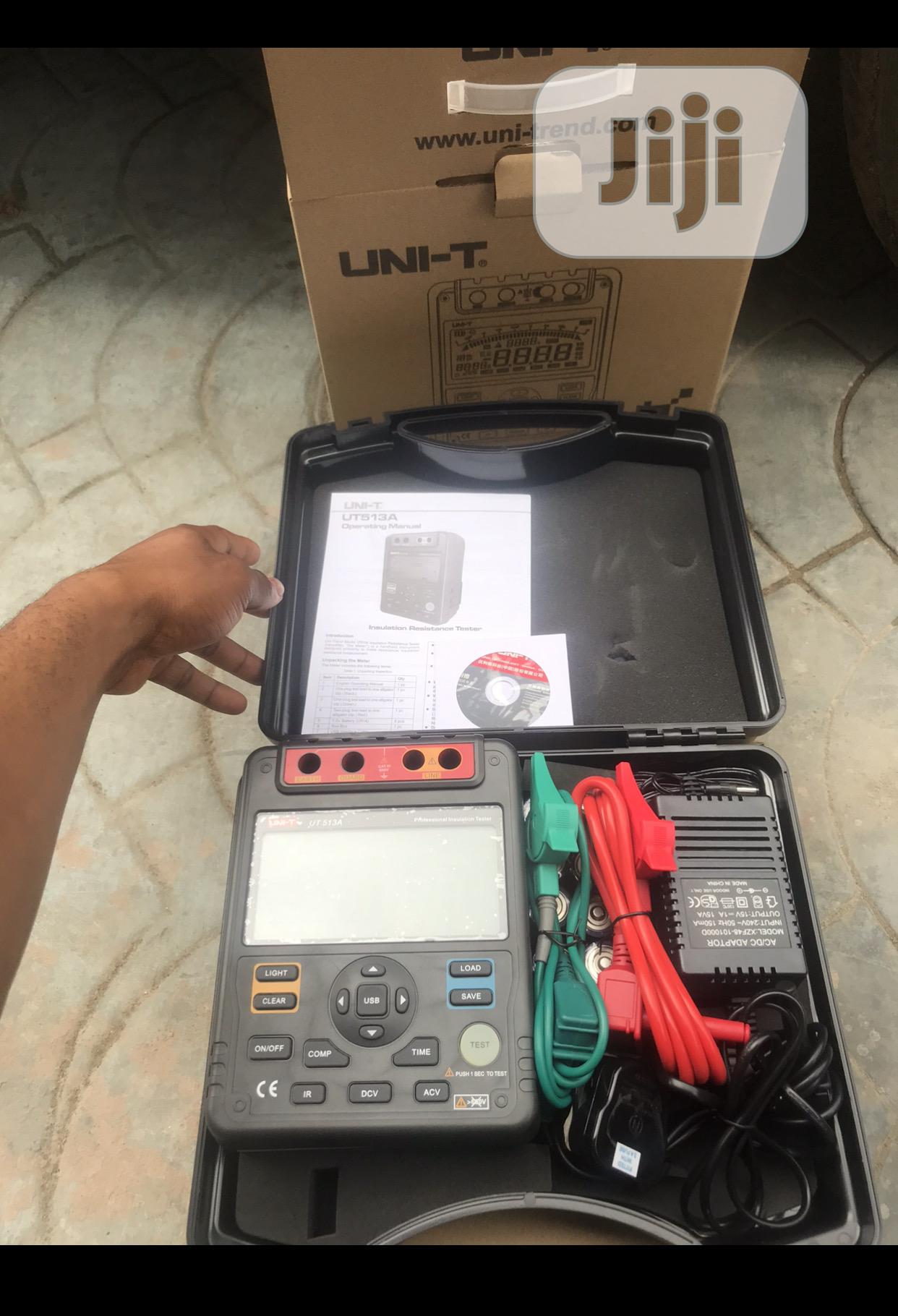 Professional Insulation Tester UT513A