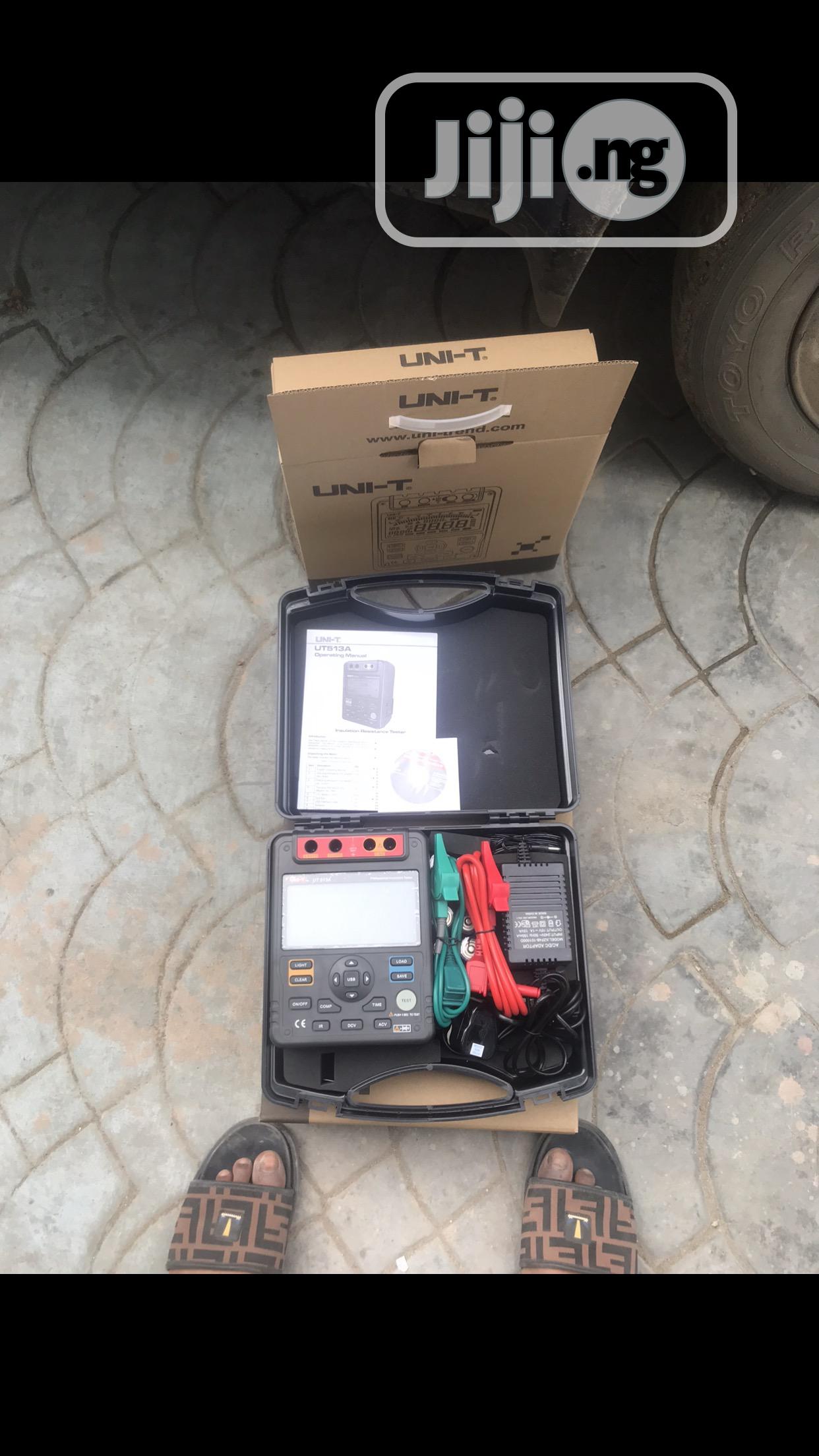 Professional Insulation Tester UT513A