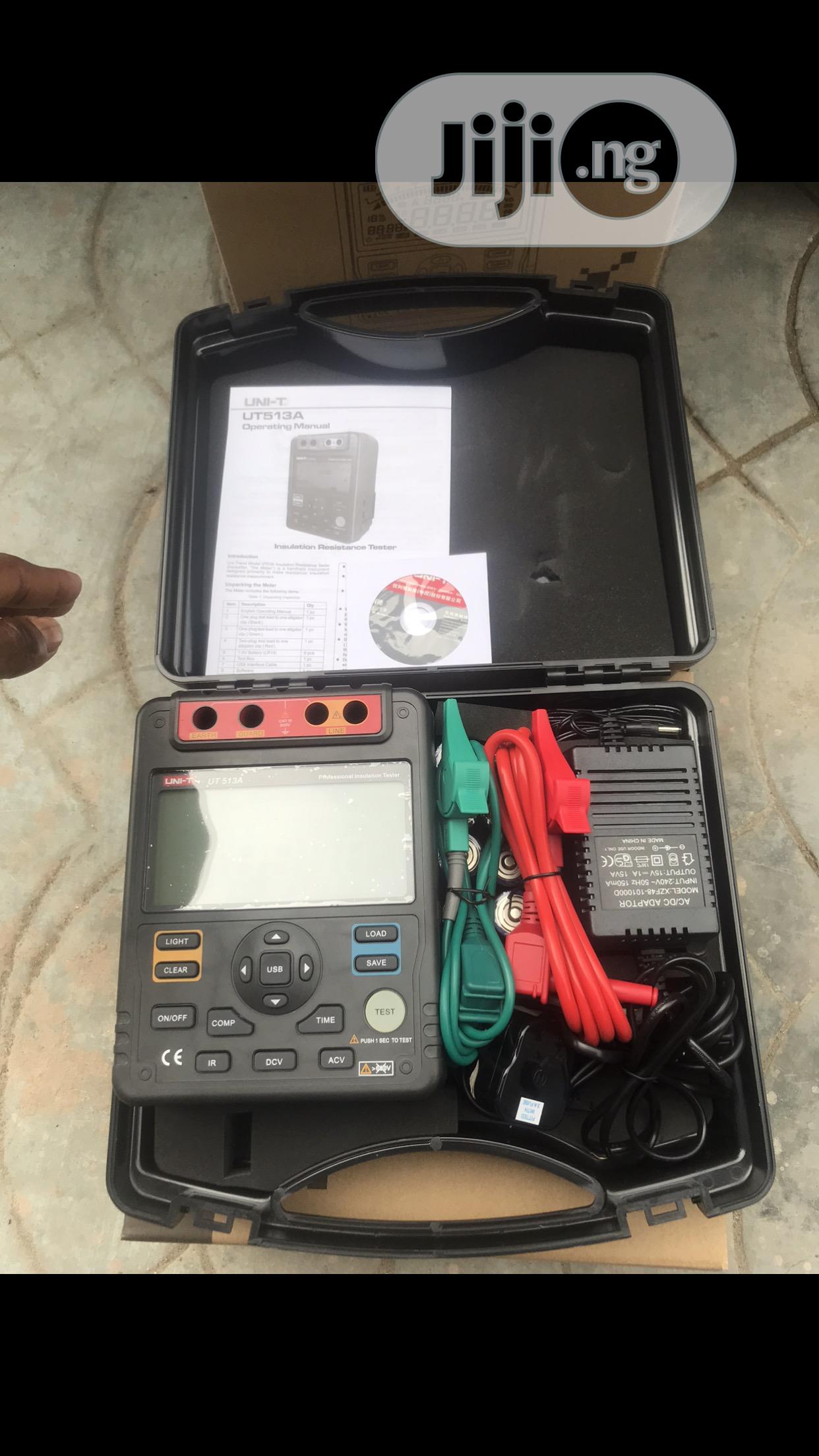 Professional Insulation Tester UT513A
